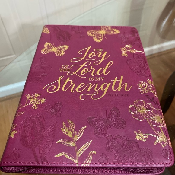 - Brand New Leather With Zipper Journal The Joy Of The Lord Is My Strength - Picture 7 of 7